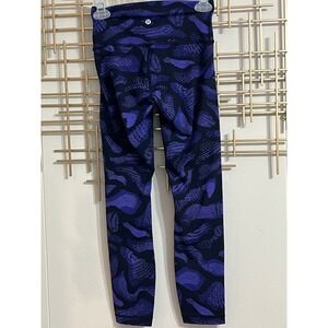 Lululemon‎ Womens Size 4 Purple Black Abstract Print Yoga Leggings